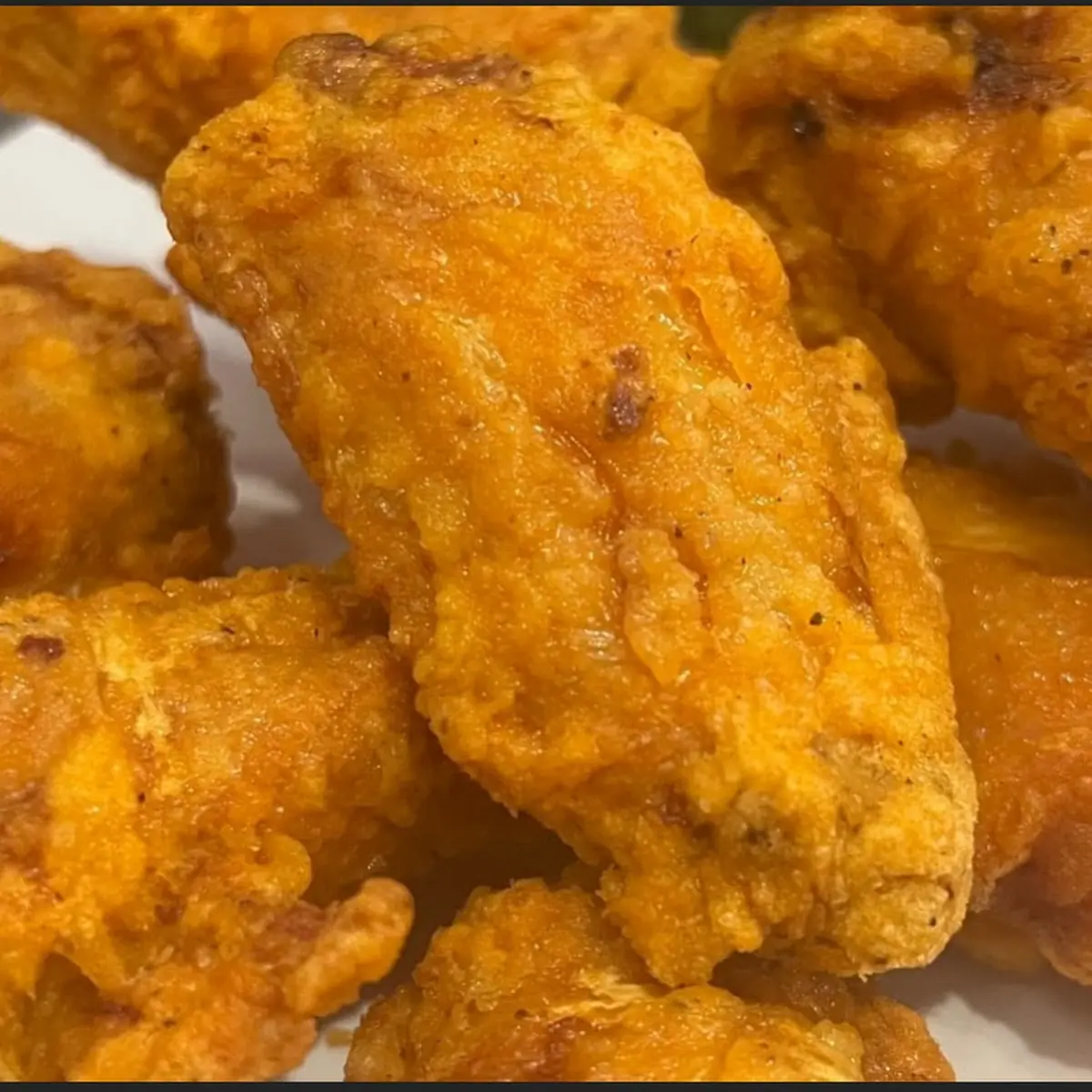 fried chicken wings 8 炸鸡翅